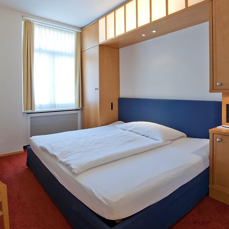 Hotel Schweizerhof Сейнт Мориц Екстериор снимка