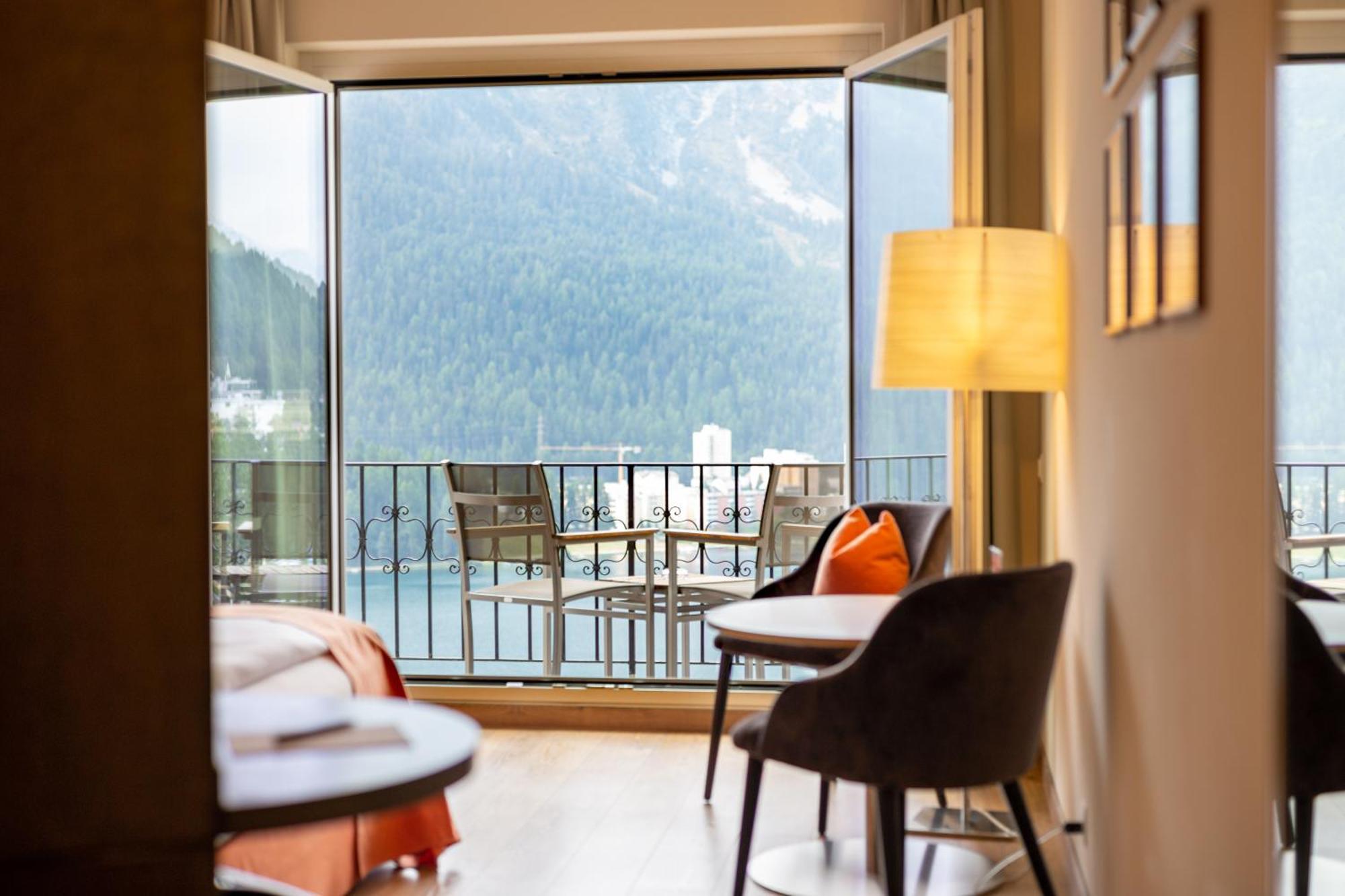 Hotel Schweizerhof Сейнт Мориц Екстериор снимка