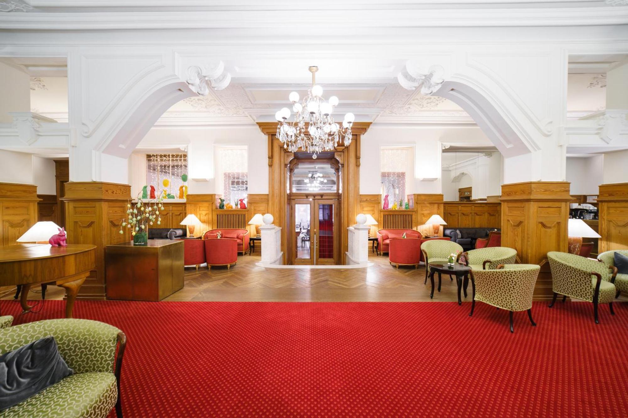 Hotel Schweizerhof Сейнт Мориц Екстериор снимка