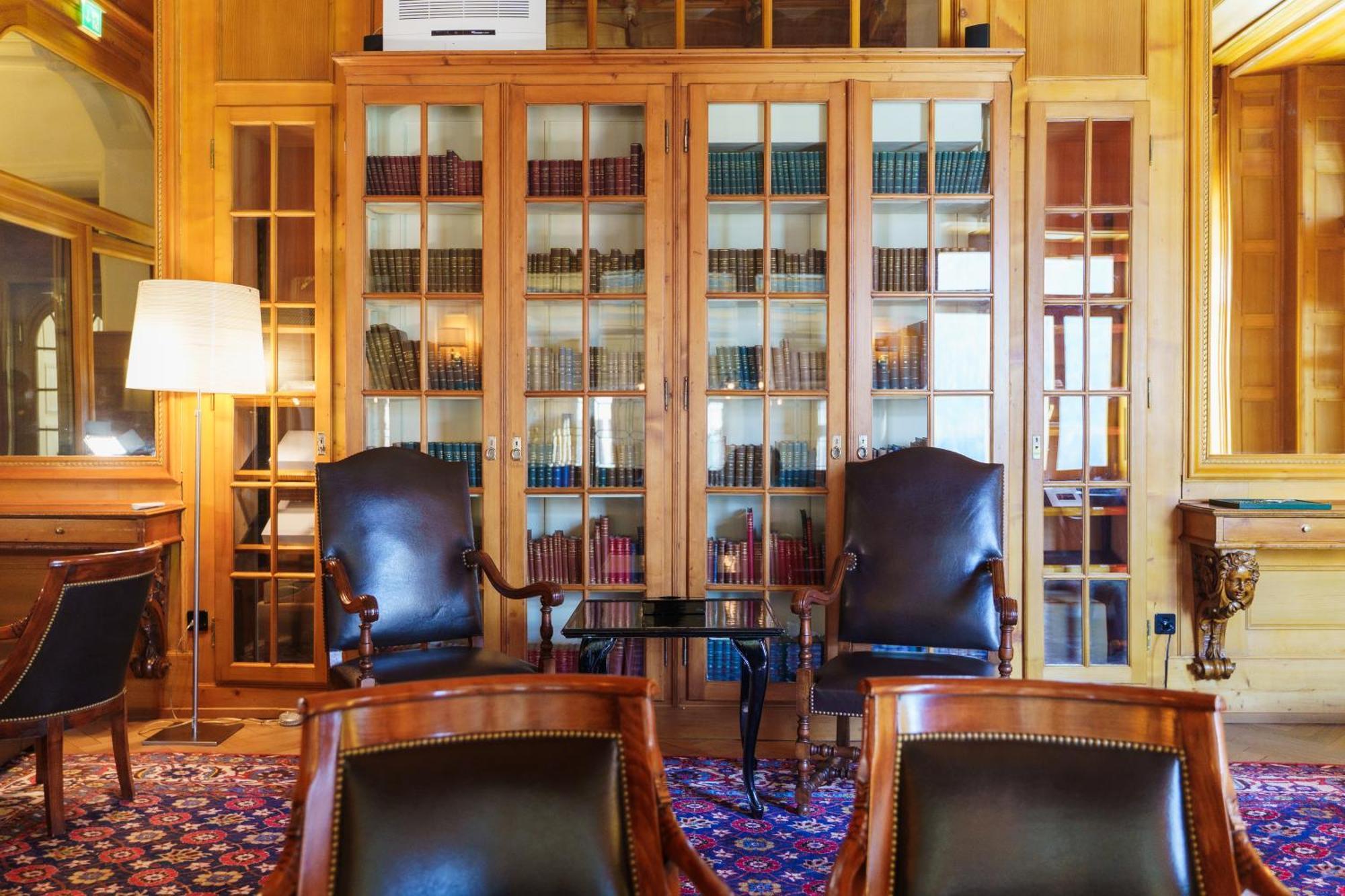 Hotel Schweizerhof Сейнт Мориц Екстериор снимка
